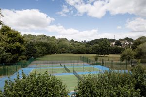 Photo 32- click for photo gallery